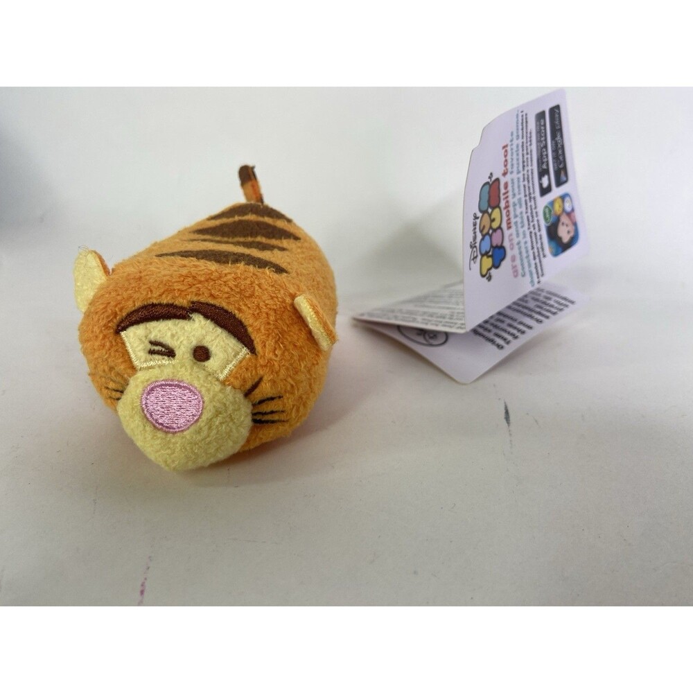 Disney Winnie the Pooh Tigger Wink Tsum Tsum Mini Plush Stuffed Toy 3.5in NEW